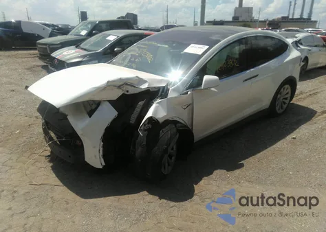 2019 Tesla Model X из США, поврежденный, VIN 5YJXCAE26KF188744